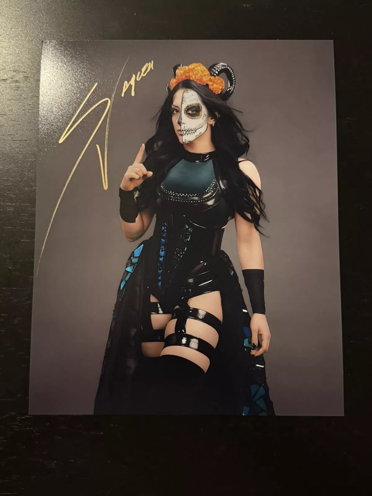 Stephanie Vaquer Signed 8X10 Photo